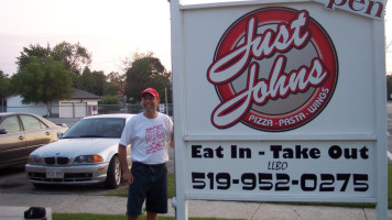 Just Johns Pizza, Pasta And Wings food