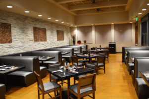 Zenshin Asian À l'intérieur