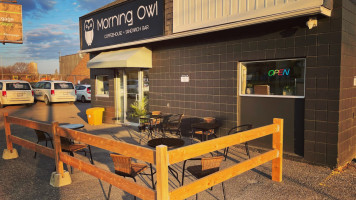 Morning Owl Woodward outside