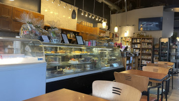 Cafe Latte Cino inside