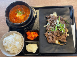 We Grill Korean Eatery food