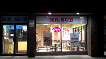Mr.sub outside