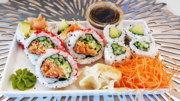Aka Sushi Des Galeries De Granby food