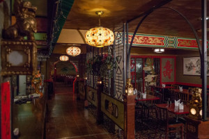 Cosy Restaurant & Tavern inside