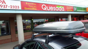 Quesada Burritos & Tacos food