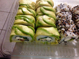 Makira Sushi food