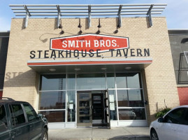 Smith Brothers Steakhouse and Tavern outside