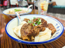 Qī Yé Qīng Tāng Nǎn (uncle Seven Noodle) Beefing With 7 Hong Kong Style Cuisine (richmond Hill) food