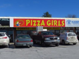 Pizza Girls outside