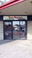 San Marino Pizza outside