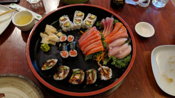 Fubuki Sushi inside