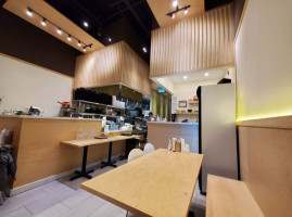 Ramen Yutaka inside