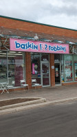 Baskin Robbins inside