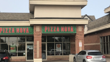 Pizza Nova food