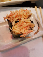 Sushi Kan food