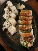 Komi Sushi inside