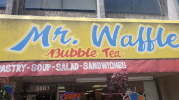 Mr. Waffle Bubble Tea food