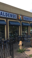 Caldense Bakery inside