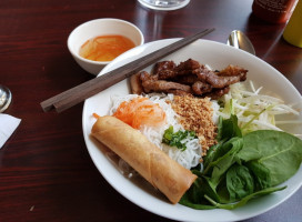 The Son Vietnamese food