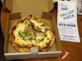 Valley Pizza food