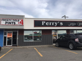 Perry's Pizza and Grill food