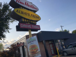 Tim Hortons outside