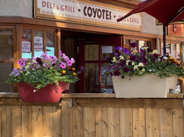Coyotes Southwestern Grill outside