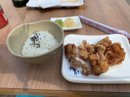 Maki Zushi food
