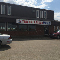 Trifon's Pizza outside
