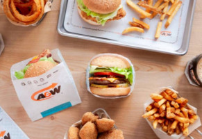 A&W (Hawthorne) food