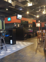 Griffins Pub Eatery inside
