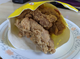 Chirpyhut Chicken Jiào Le Gè Jī inside