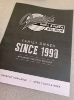 Charlie's Grill Pizza food