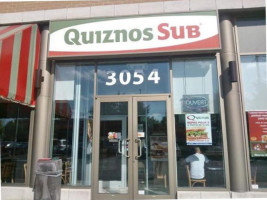 Quiznos food