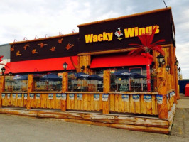Wacky Wings Eatery Beverage Co. outside