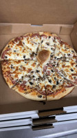 Farro's Pizza food