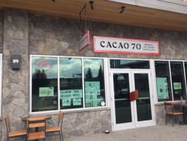 Cacao 70 Canmore inside