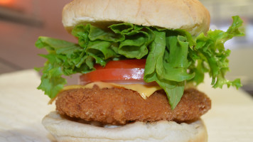 Niagara Fish N' Burger food