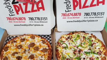 Freddy's 2 For 1 Pizza food