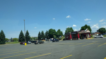 Tim Hortons outside