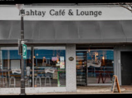 Mahtay Cafe Lounge food
