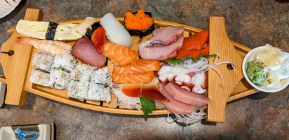 Ikoi Sushi food
