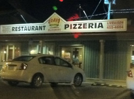 Bravo St-lazare Pizzeria outside