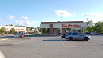 Tim Hortons outside