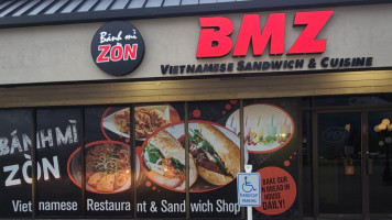 Banh Mi Zon Bmz food