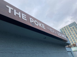 The Poke Lounge food