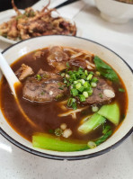 Redbeef Noodle Kitchen (chinatown) food