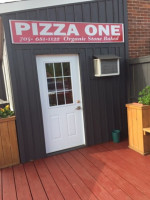 Pizza One Muskoka inside