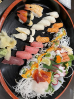 Oyaji Sushi à La Carte) food
