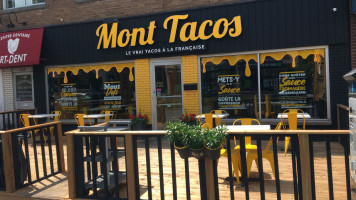 Mont Tacos Cote Vertu outside